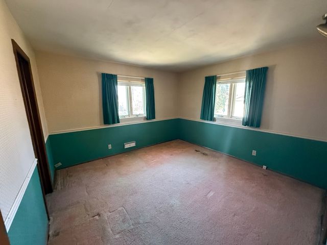 2724 N Country Club Terrace Terrace, Rockford, IL 61103