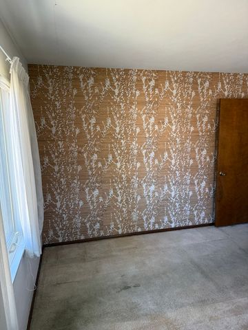 2724 N Country Club Terrace Terrace, Rockford, IL 61103