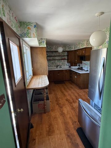 2724 N Country Club Terrace Terrace, Rockford, IL 61103