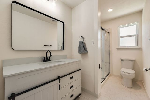4717 Mandalay Drive, Arlington, TX 76016