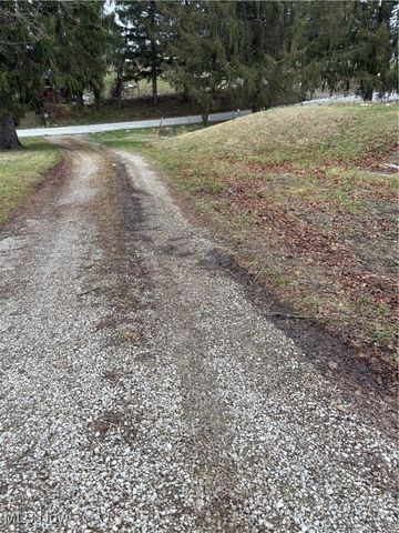 66482 Larrick Ridge Rd, Cambridge, OH 43725