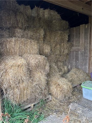 66482 Larrick Ridge Rd, Cambridge, OH 43725