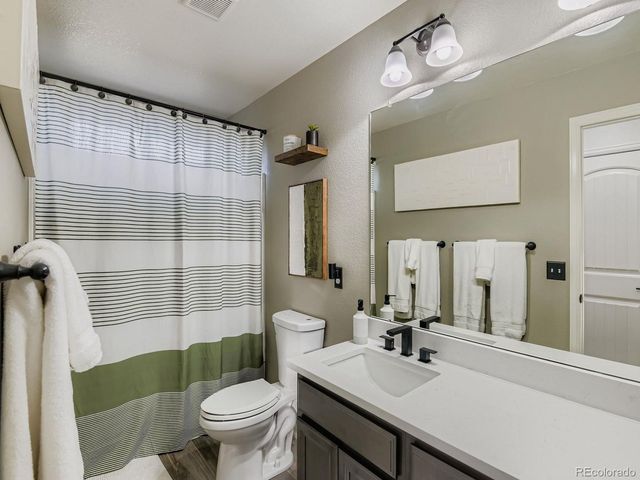 8073 E 135th Pl, Thornton, CO 80602