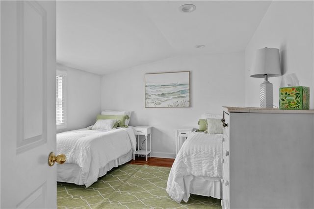 19 Warren Avenue 19, Middletown, RI 02842