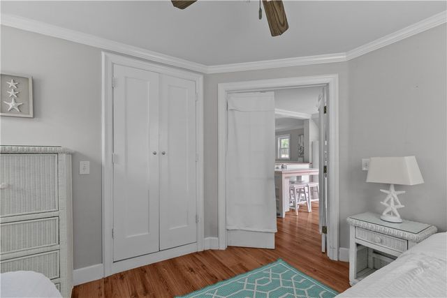 19 Warren Avenue 19, Middletown, RI 02842