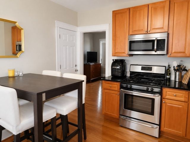 247 Boston Street 3, Boston, MA 02125