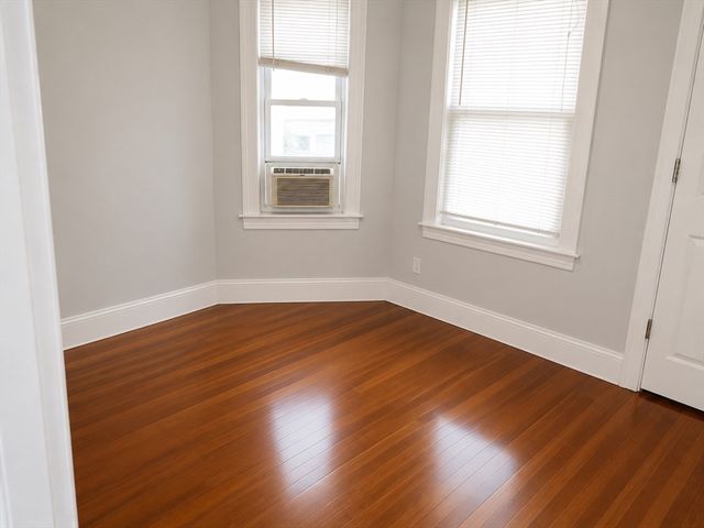 247 Boston Street 3, Boston, MA 02125