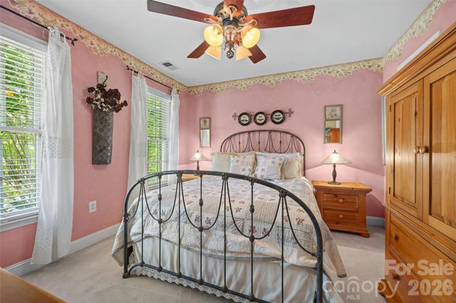 5301 Ravenglass Court, Waxhaw, NC 28173
