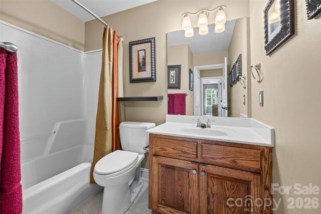 5301 Ravenglass Court, Waxhaw, NC 28173
