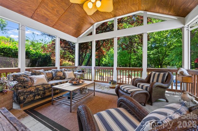5301 Ravenglass Court, Waxhaw, NC 28173