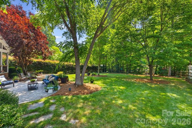 5301 Ravenglass Court, Waxhaw, NC 28173
