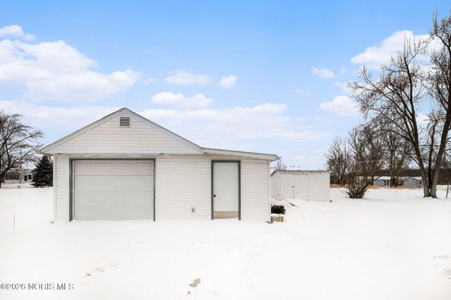 169 Seneca Drive, Montpelier, OH 43543