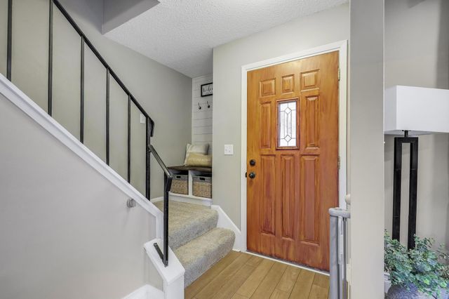 12125 50th Avenue N, Plymouth, MN 55442