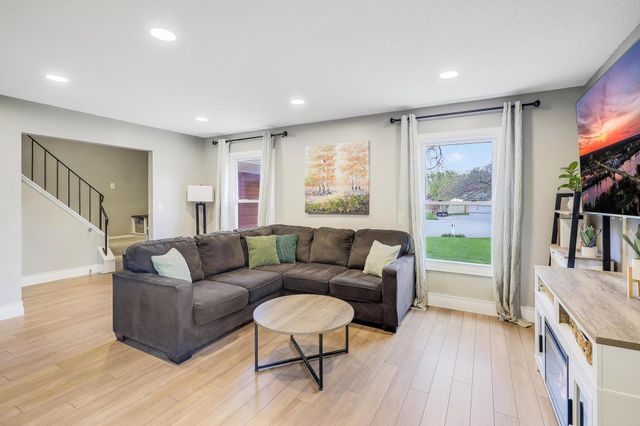 12125 50th Avenue N, Plymouth, MN 55442