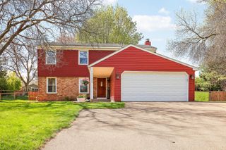 12125 50th Avenue N, Plymouth, MN 55442