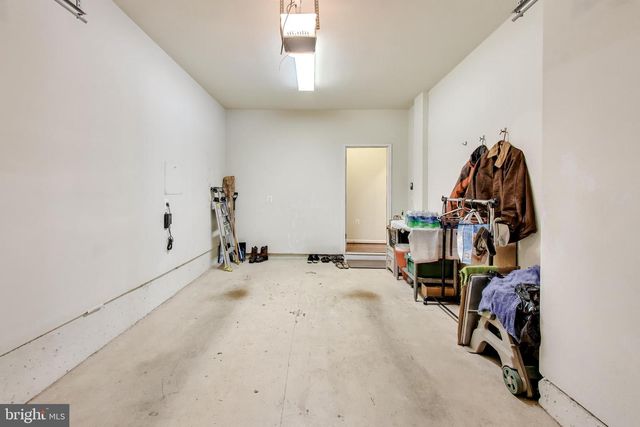 20500 CASABLANCA DR, Ashburn, VA 20147