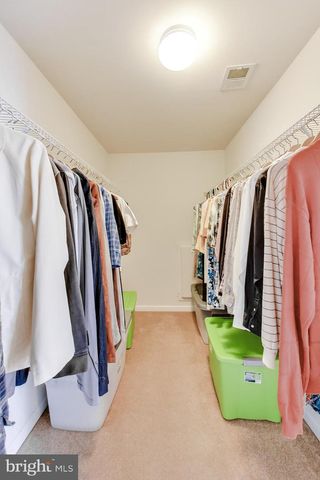 20500 CASABLANCA DR, Ashburn, VA 20147