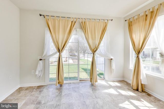 20500 CASABLANCA DR, Ashburn, VA 20147