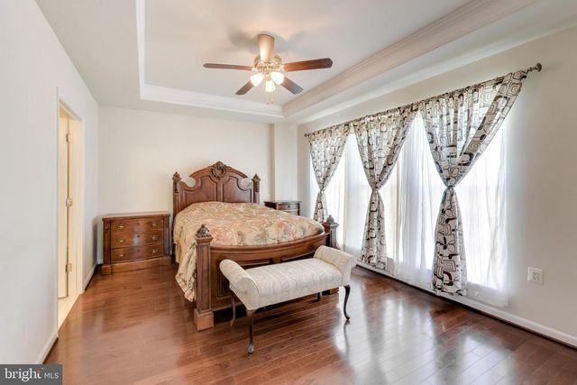 20500 CASABLANCA DR, Ashburn, VA 20147