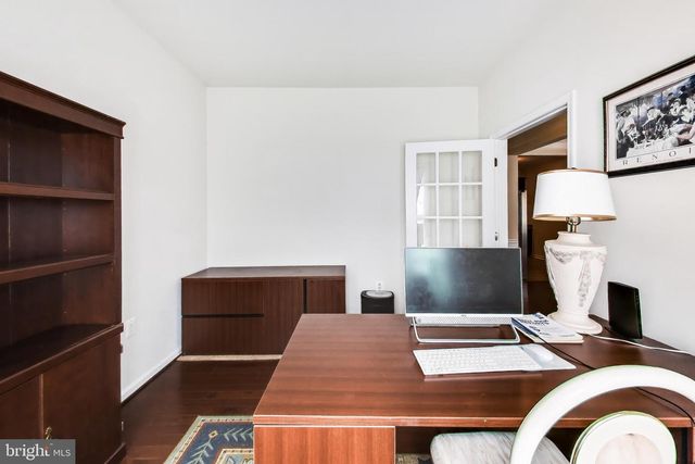 20500 CASABLANCA DR, Ashburn, VA 20147