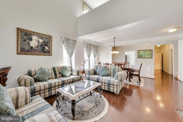 20500 CASABLANCA DR, Ashburn, VA 20147