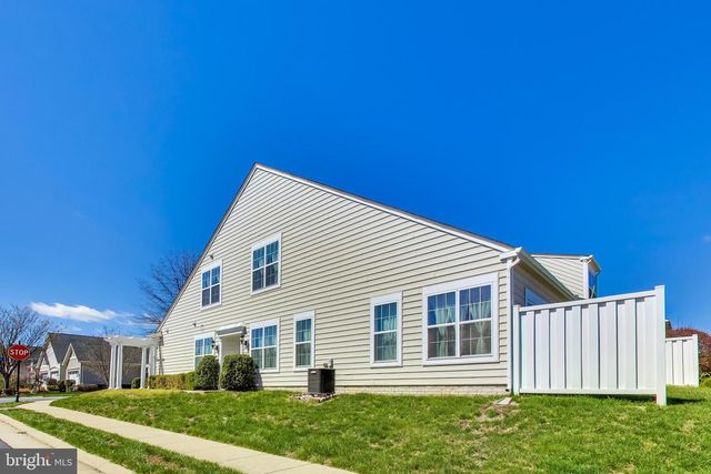 20500 CASABLANCA DR, Ashburn, VA 20147