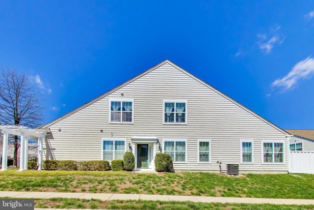 20500 CASABLANCA DR, Ashburn, VA 20147