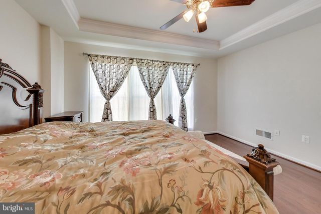 20500 CASABLANCA DR, Ashburn, VA 20147