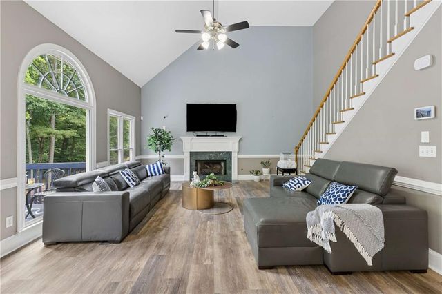 1204 Benbrooke Court NW, Acworth, GA 30101