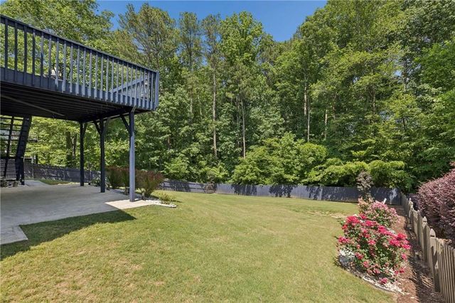 1204 Benbrooke Court NW, Acworth, GA 30101