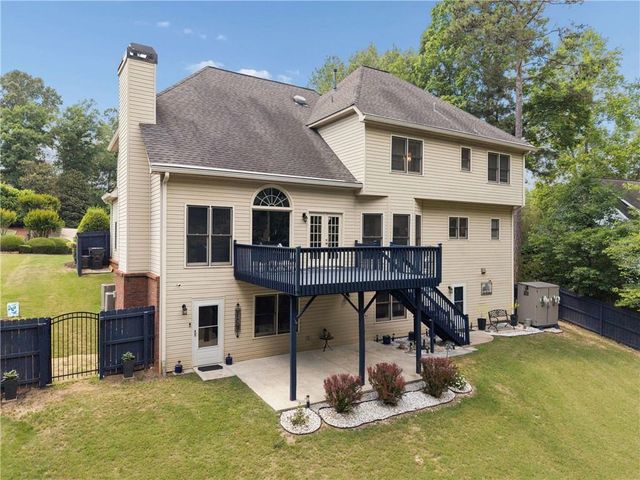 1204 Benbrooke Court NW, Acworth, GA 30101