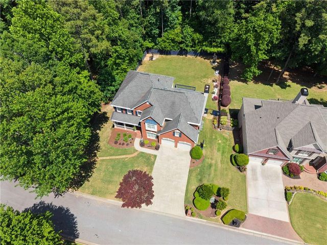 1204 Benbrooke Court NW, Acworth, GA 30101