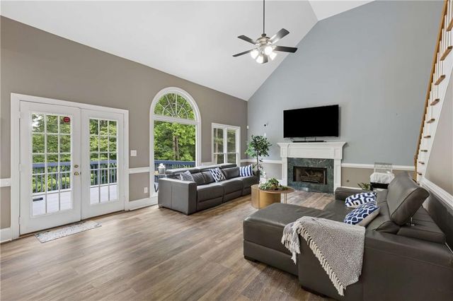 1204 Benbrooke Court NW, Acworth, GA 30101