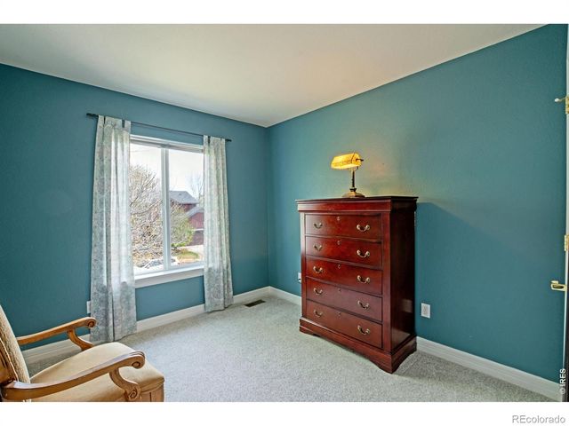 615 Americana Road, Longmont, CO 80504