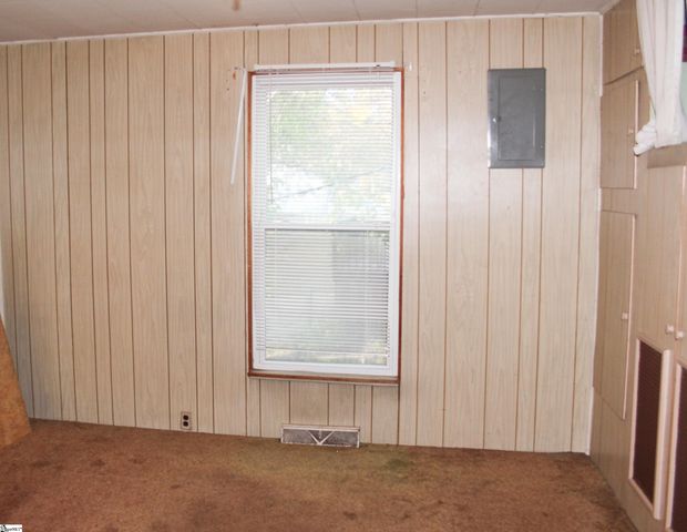 419 Fairview Street, Fountain Inn, SC 29644