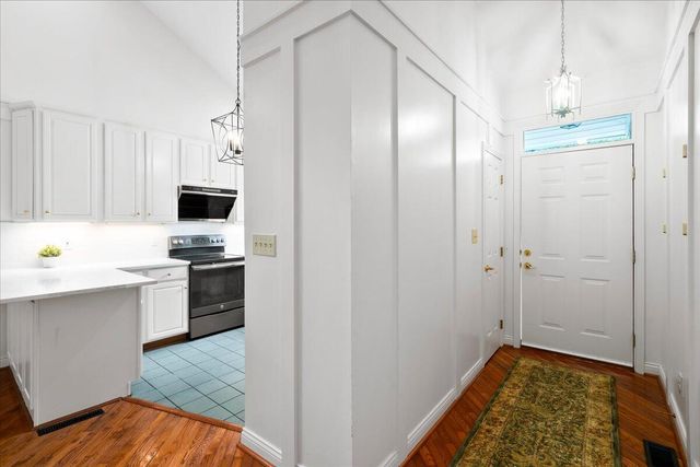 2316 Valencia Drive, Lexington, KY 40513