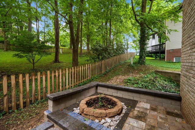 2316 Valencia Drive, Lexington, KY 40513