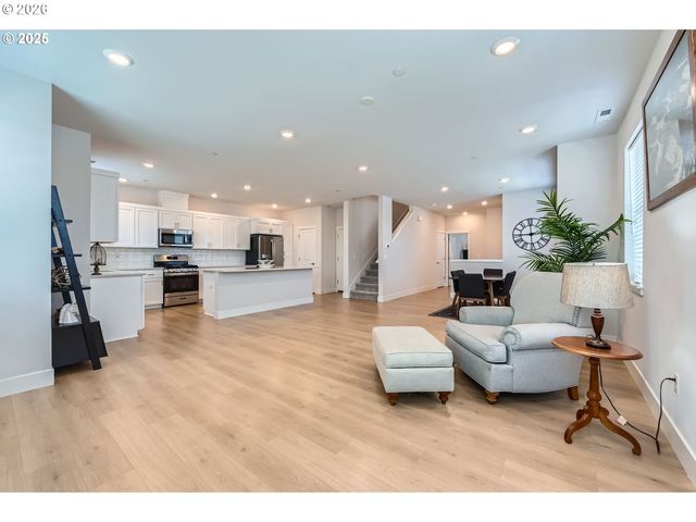 12935 Sw TABOR Ter, Beaverton, OR 97007