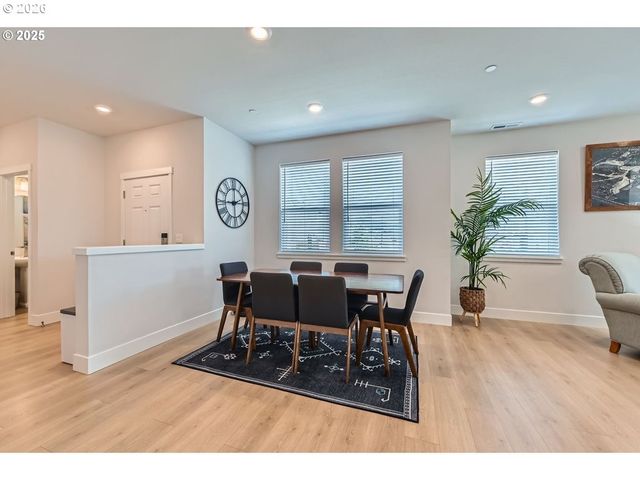 12935 Sw TABOR Ter, Beaverton, OR 97007