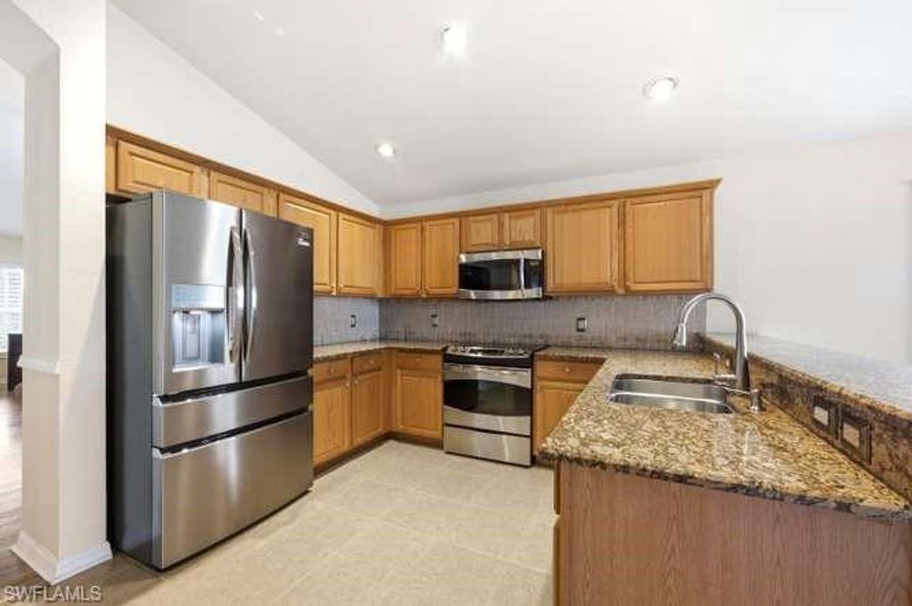 2940 Orange Grove TRL, NAPLES, FL 34120 — photo 4