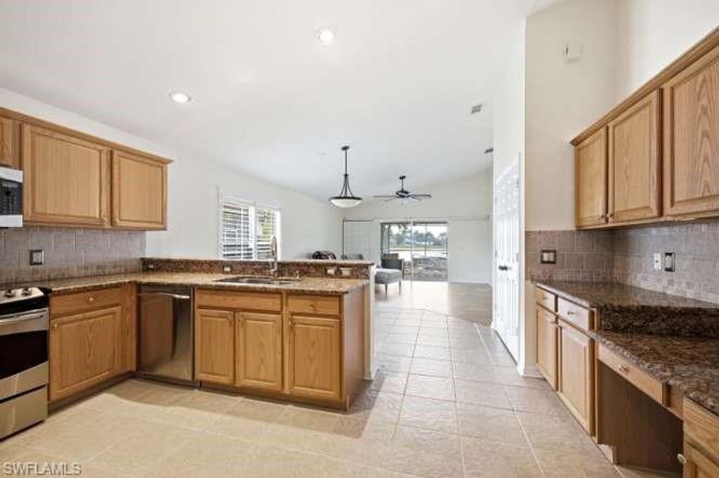 2940 Orange Grove TRL, NAPLES, FL 34120 — photo 5