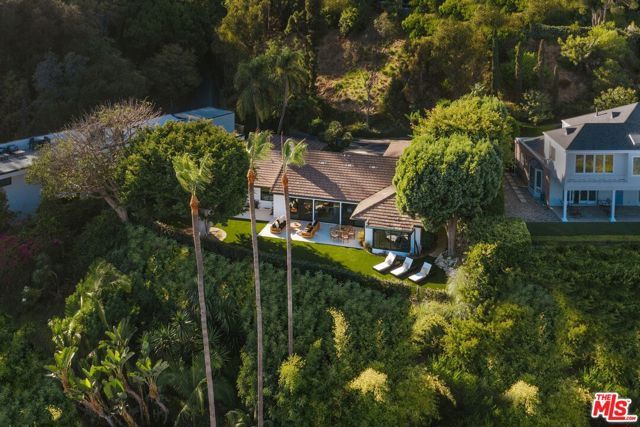 10122 Sunbrook Drive, Los Angeles, CA 90210