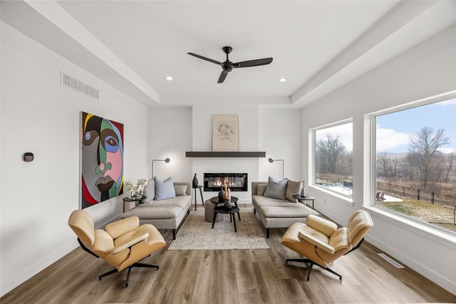 222 Sedona St, Iowa City, IA 52246