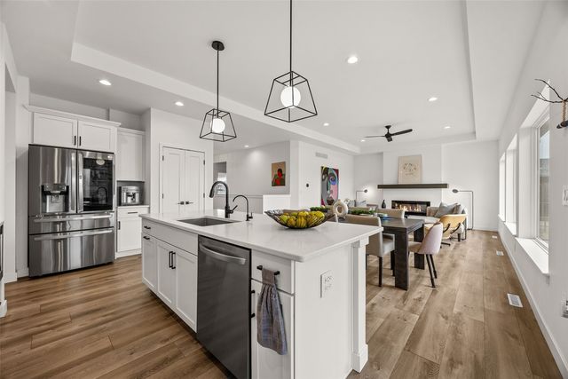 222 Sedona St, Iowa City, IA 52246