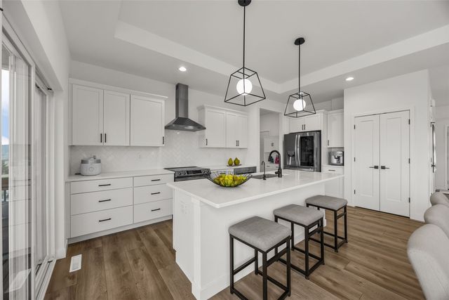 222 Sedona St, Iowa City, IA 52246