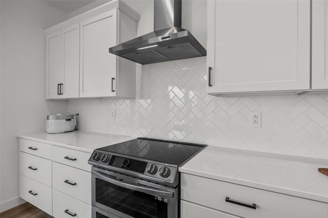 222 Sedona St, Iowa City, IA 52246