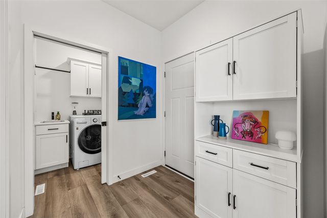 222 Sedona St, Iowa City, IA 52246