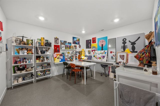 222 Sedona St, Iowa City, IA 52246