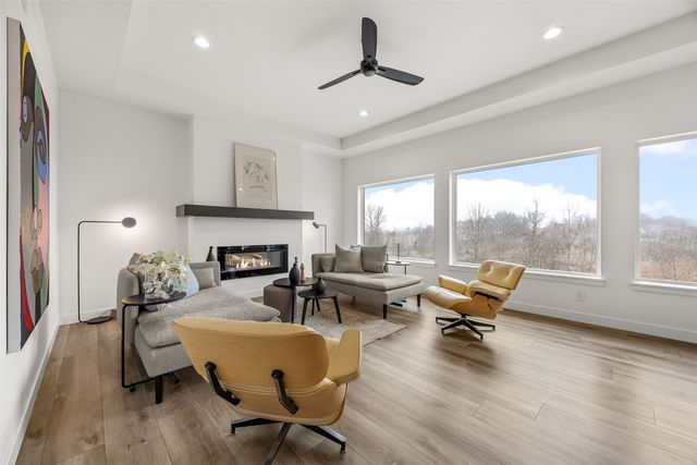 222 Sedona St, Iowa City, IA 52246