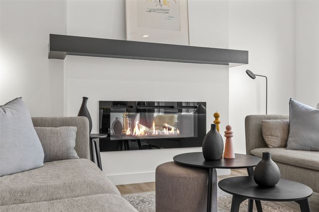 222 Sedona St, Iowa City, IA 52246